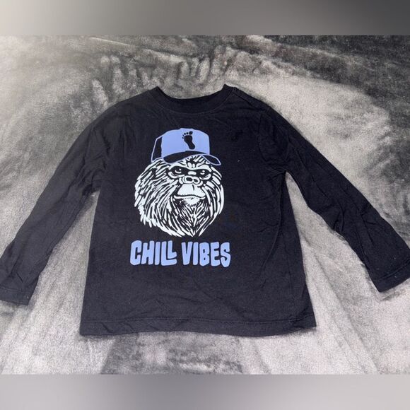 Bigfoot Sasquatch long sleeve T-shirt size 4-5 Oshkosh Bgosh - Picture 1 of 1